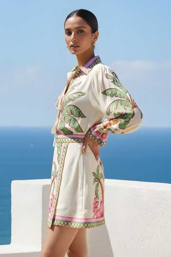 Poppi_Multi Color Bemberg V-neck, Collared Printed Shirt And Skorts Set _Online_at_Aza_Fashions