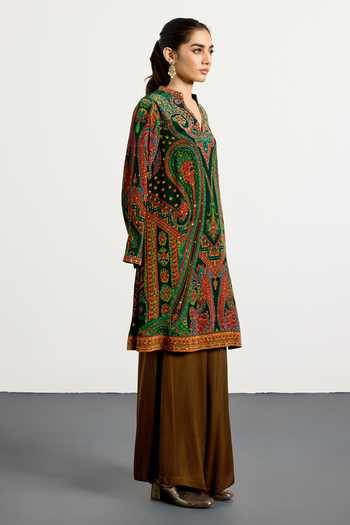 Buy_RI.Ritu Kumar_Emerald Green Crepe, Rayon Split V-neck, Yes Royal Mirage Paisley Print Kurta _Online_at_Aza_Fashions