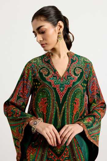 Shop_RI.Ritu Kumar_Emerald Green Crepe, Rayon Split V-neck, Yes Royal Mirage Paisley Print Kurta _Online_at_Aza_Fashions