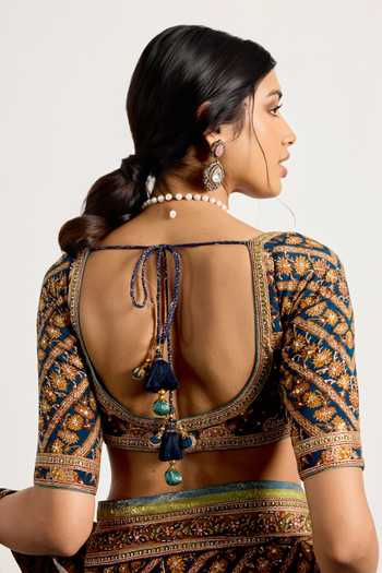 Buy RI.Ritu Kumar Green Silk, Chinon Bougainvilla Print Saree With Unstiched Blouse Piece Buy_RI.Ritu Kumar_Green Silk, Chinon Bougainvilla Print Saree With Unstiched Blouse Piece