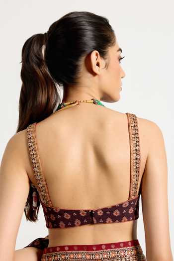 Buy_RI.Ritu Kumar_Multi Color Silk, Crepe V-neck Bandhani Print Saree With Unstitched Blouse Piece 