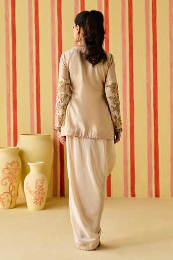 Studio Bagechaa Manura Yoke Embroidered Kurta & Skirt Set 