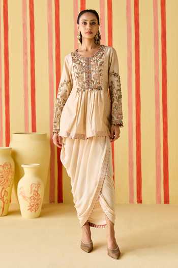 Studio Bagechaa Manura Yoke Embroidered Kurta & Skirt Set 
