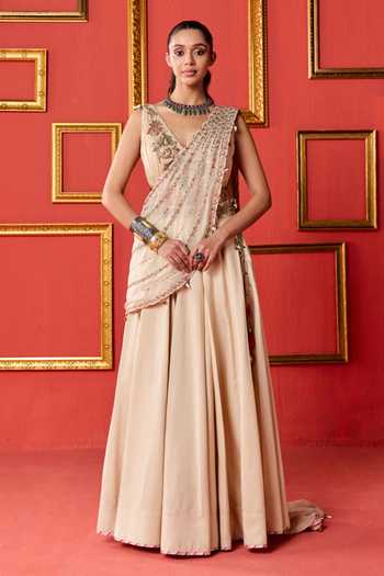 Studio Bagechaa Gayatri Embroidered Blouse Skirt Set 