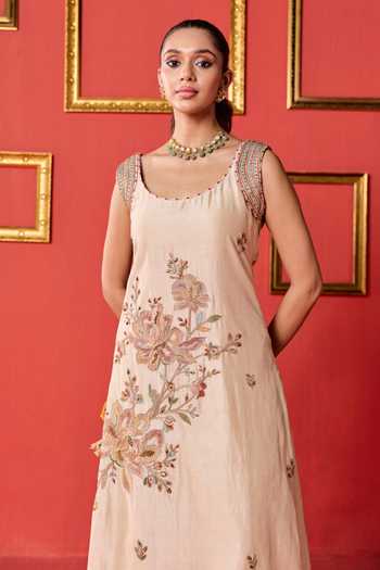 Studio Bagechaa_Gold Organza, Chanderi, Modal Scoop Neck, Yes Nanda Embroidered Kurta Set _Online_at_Aza_Fashions