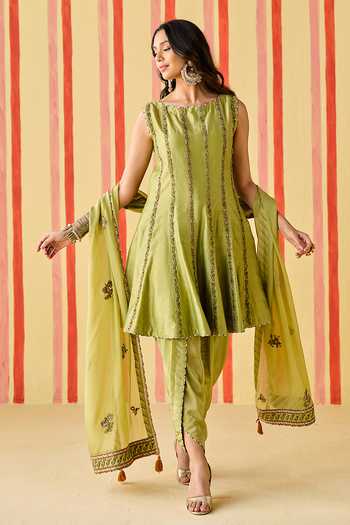 Buy_Studio Bagechaa_Olive Green Silk, Organza, Crepe Round Neck Dhyuti Embroidered Kurta Set _Online_at_Aza_Fashions