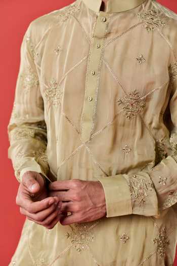 Studio Bagechaa Green Organza, Chanderi Tejas Embroidered Kurta Set Online at Aza Fashions Studio Bagechaa_Green Organza, Chanderi Tejas Embroidered Kurta Set _Online_at_Aza_Fashions