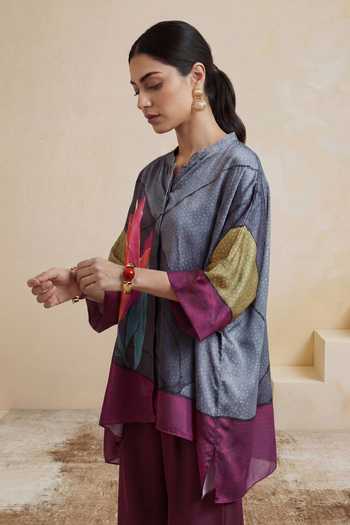 Satya Paul_Grey Satin, Polyester Mandarin Collar Canaries And Roses Print Kaftan Top _Online_at_Aza_Fashions
