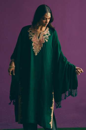 Shop_Mirasa_Green Wool Split V-neck Fariah Embroidered Kurta Set _Online_at_Aza_Fashions