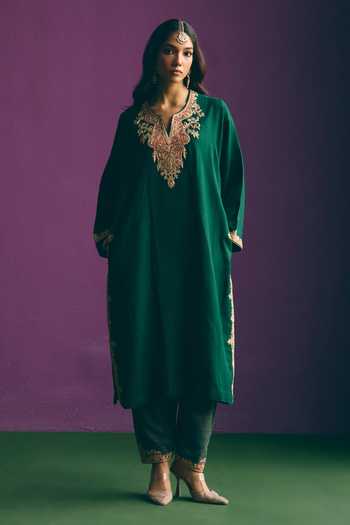 Buy_Mirasa_Green Wool Split V-neck Fariah Embroidered Kurta Set 