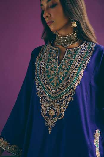 Mirasa_Blue Wool V-neck Ruhina Placement Embroidered Kurta And Pant Set _Online_at_Aza_Fashions