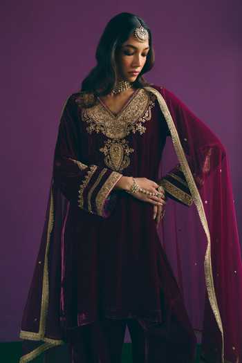 Buy_Mirasa_Wine , Tissue, Organza, Velvet V-neck Afsara Pure Kurta Set _Online_at_Aza_Fashions