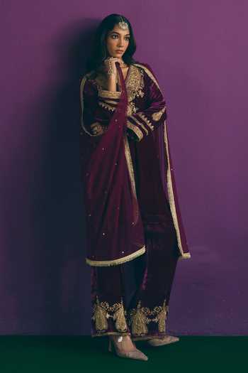 Buy_Mirasa_Wine , Tissue, Organza, Velvet V-neck Afsara Pure Kurta Set 