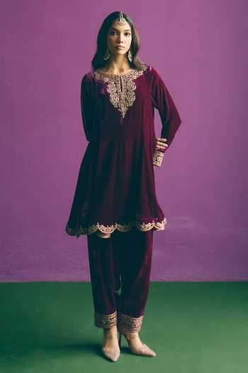 Mirasa_Wine Silk, Organza, Velvet Round Neck Sahira Pure Kurta Set _Online_at_Aza_Fashions