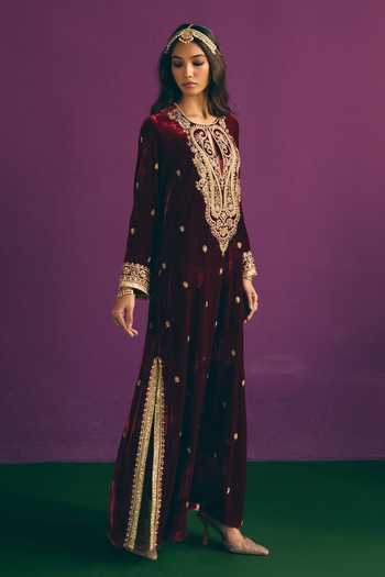 Mirasa_Maroon Silk, Velvet Round Neck Zehna Pure Straight Kurta And Pant Set _at_Aza_Fashions