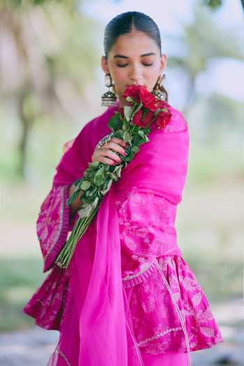 Mirasa_Pink Silk, Organza, Chanderi Isharya Pure Kurta Set _Online_at_Aza_Fashions