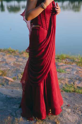 Buy_Mirasa_Maroon Silk, Crepe Embroidery Azriza Pre-draped Saree With Corset 