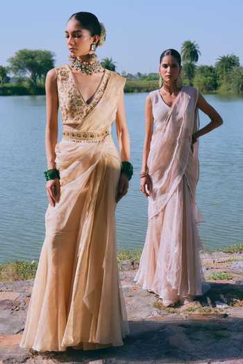 Mirasa_Gold Silk, Tissue V-neck Zariya Pre-stitched Saree With Embroidered Blouse _Online_at_Aza_Fashions