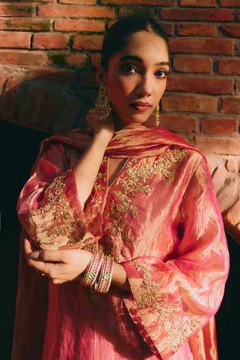 Mirasa_Pink Silk, Tissue Split V-neck, Yes Mahira Embroidered Kurta Set _at_Aza_Fashions