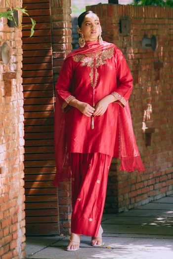 Buy_Mirasa_Red Silk, Chanderi, Tissue Yes Avira Pure Kurta Set 