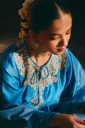 Mirasa_Blue Silk, Chanderi, Tissue Keyhole Neck, Yes Avira Pure Kurta Set _at_Aza_Fashions