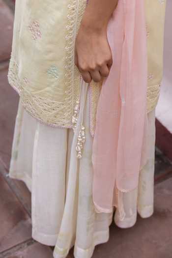 Buy_Label Nimbus_Yellow Chanderi, Chiffon Halter Neck Lemon Icy Kurta Tie Dye Skirt Set _Online_at_Aza_Fashions