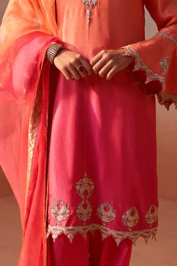 Nitika Gujral Orange Silk, Organza, Dupion V-neck Carrot Embellished Ombre Kurta Set at Aza Fashions Nitika Gujral_Orange Silk, Organza, Dupion V-neck Carrot Embellished Ombre Kurta Set _at_Aza_Fashions
