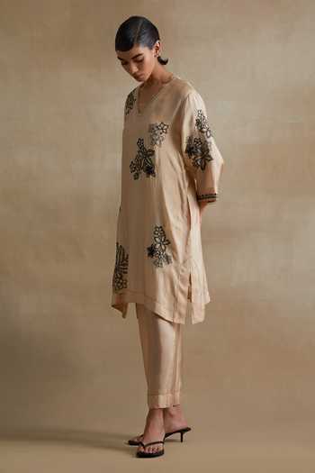 Buy_One Not Two_Cream Silk, Cotton V-neck Floral Cutwork Kurta And Pant Set _Online_at_Aza_Fashions
