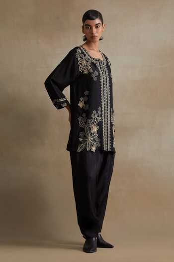 One Not Two_Black Silk, Cotton Scoop Neck, Yes Embroidered Kurta And Salwar Set _Online_at_Aza_Fashions