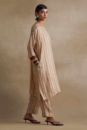 One Not Two_Cream Silk Round Neck, Yes Embroidered Kurta And Pant Set _Online_at_Aza_Fashions