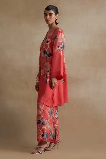 One Not Two_Red Silk, Cotton Round Neck, Yes Printed Kurta And Pant Set _Online_at_Aza_Fashions