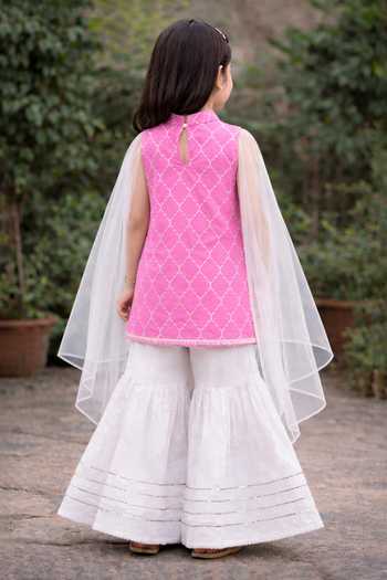 Pankhuri By Priyanka Abstract Print Kurta Set 