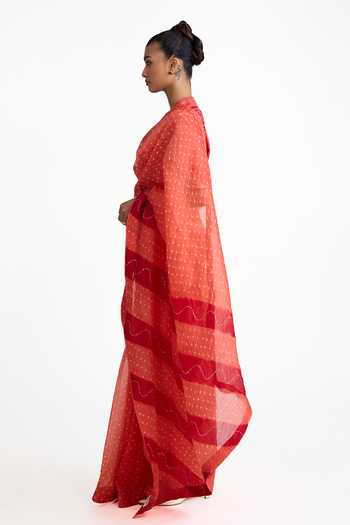 Buy_Naina Jain_Maroon Organza, Silk Square Neck Bandhani Saree With Blouse _Online_at_Aza_Fashions