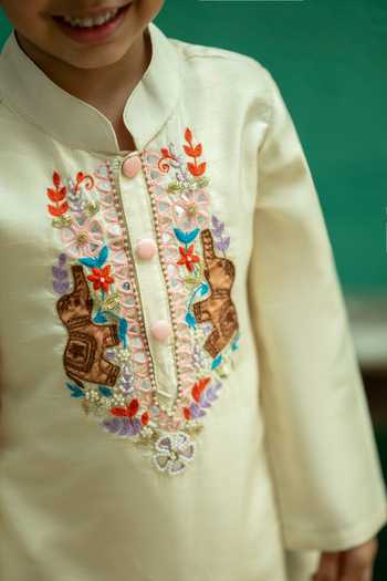 Rage Attire-Sweta Saria_Ivory Silk, Bemberg, Cotton Yoke Embroidered Kurta Set _Online_at_Aza_Fashions