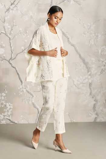 Kaveri Off White Linen Embroidery Walk In The Clouds Floral Print Kaftan And Pant Set Online at Aza Fashions Kaveri_Off White Linen Embroidery Walk In The Clouds Floral Print Kaftan And Pant Set _Online_at_Aza_Fashions