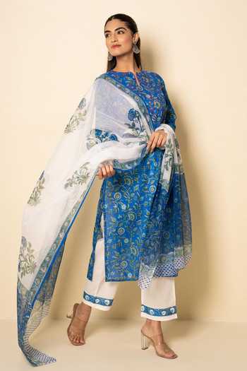 Kameez_Blue Cotton, Kota Doria Split V-neck, Yes Floral Block Print Kurta Set _Online_at_Aza_Fashions