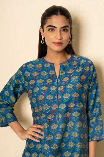 Shop_Kameez_Blue Chanderi, Muslin (mulmul), Cotton Split Floral Block Print Kurta And Pant Set _Online_at_Aza_Fashions