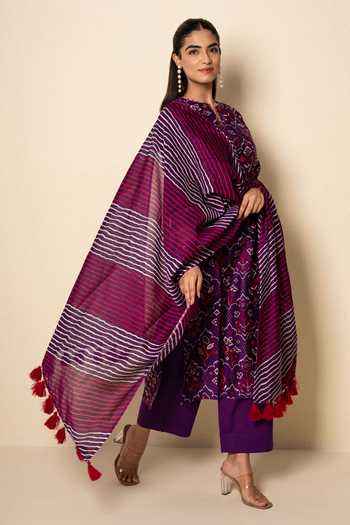 Kameez_Purple Chanderi, Cotton Split V-neck Plum Floral Print Kurta Set _at_Aza_Fashions