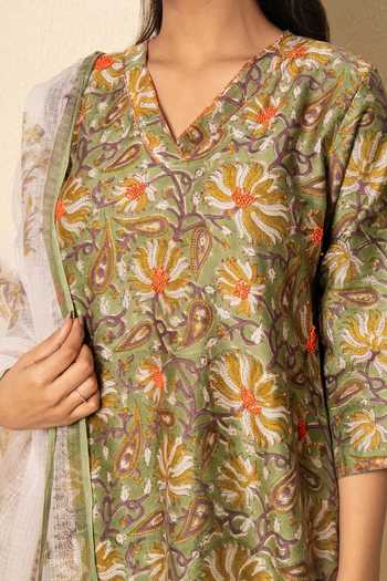 Buy_Kameez_Olive Green Chanderi, Cotton, Kota Doria Meadow Floral Block Print Kurta Set 