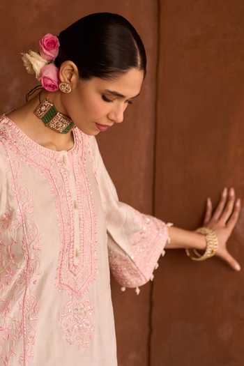 Sheetal Batra_Pink , Chanderi, Organza Round Neck, Yes Ena Kurta Set _Online_at_Aza_Fashions