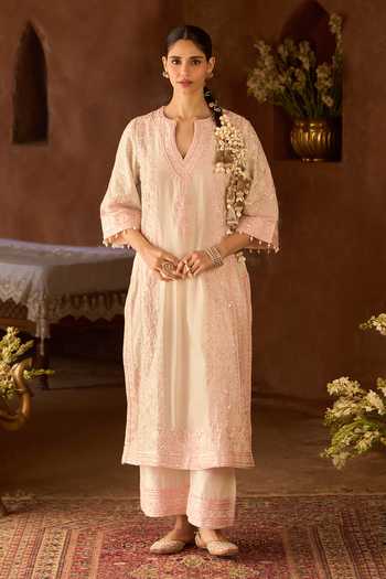 Sheetal Batra Pink , , Chanderi, Embroidery Split Nurvi Kurta Set Online at Aza Fashions Sheetal Batra_Pink , , Chanderi, Embroidery Split Nurvi Kurta Set _Online_at_Aza_Fashions