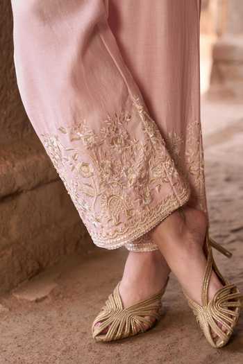 Sheetal Batra_Pink , Chanderi, Organza Round Neck, Yes Saboor Kurta Set _Online_at_Aza_Fashions