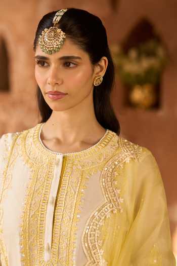 Shop Sheetal Batra Yellow , Chanderi, Organza Round Neck Ena Kurta Set Online at Aza Fashions Shop_Sheetal Batra_Yellow , Chanderi, Organza Round Neck Ena Kurta Set _Online_at_Aza_Fashions