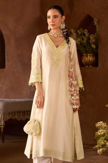 Sheetal Batra_Green Silk, Chanderi, Cotton V-neck Sahabat Kaftan And Salwar Set _Online_at_Aza_Fashions