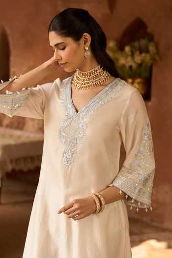 Sheetal Batra_Blue Silk, Cotton, Chanderi V-neck Sahabat Kaftan And Salwar Set _Online_at_Aza_Fashions