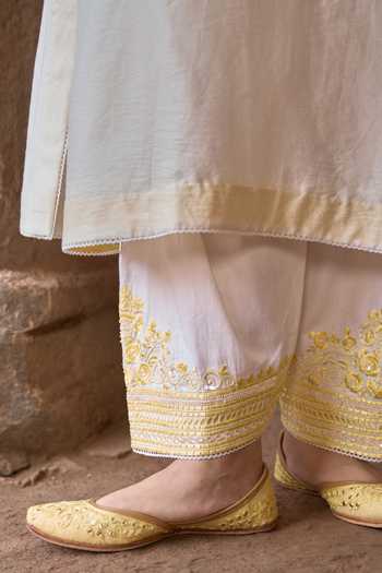 Buy_Sheetal Batra_Yellow Silk, Chanderi, Cotton V-neck Sahabat Kaftan And Salwar Set _Online_at_Aza_Fashions