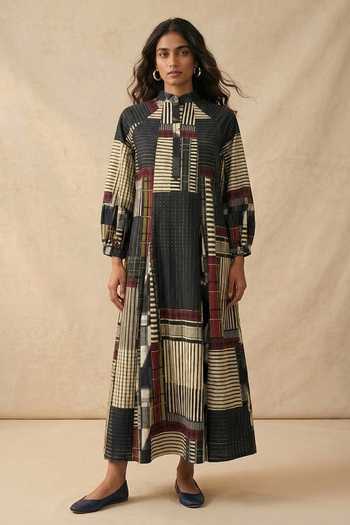 Vedika M Mono Grid Raglan Sleeve Dress 