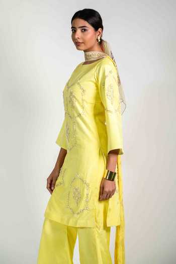 Buy_Agraj Jain_Yellow Silk, Viscose, Bamboo Embroidery, Pearls Hexagon Kurta And Palazzo Set _Online_at_Aza_Fashions
