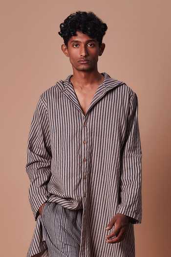 Buy MATI Grey Cotton Hooded Striped Kurta Online at Aza Fashions Buy_MATI_Grey Cotton Hooded Striped Kurta _Online_at_Aza_Fashions