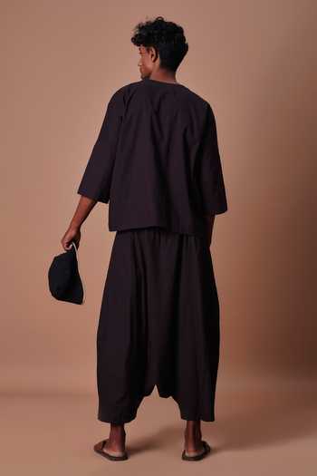 MATI Black Cross Pocket T-Shirt 
